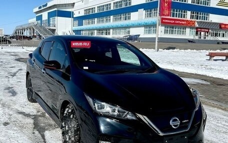 Nissan Leaf II, 2019 год, 1 550 000 рублей, 6 фотография