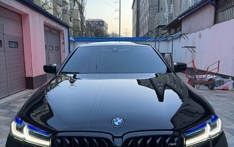 BMW 5 серия, 2020 год, 3 950 000 рублей, 3 фотография
