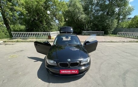 BMW 1 серия, 2008 год, 700 000 рублей, 8 фотография