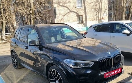 BMW X5, 2022 год, 10 400 000 рублей, 2 фотография