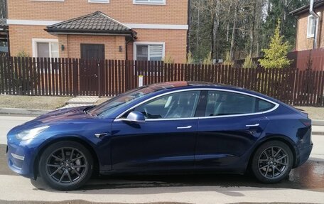 Tesla Model 3 I, 2018 год, 2 900 000 рублей, 3 фотография