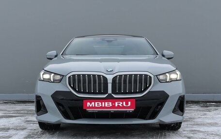 BMW 5 серия, 2023 год, 11 490 000 рублей, 4 фотография