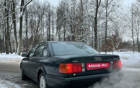 Audi 100, 1993 год, 330 000 рублей, 2 фотография