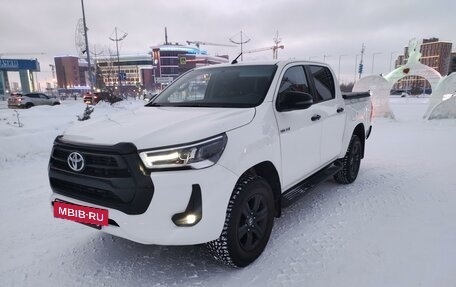 Toyota Hilux VIII, 2021 год, 6 050 000 рублей, 2 фотография