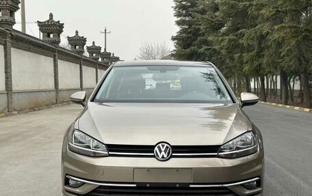 Volkswagen Golf VII, 2020 год, 1 750 000 рублей, 2 фотография