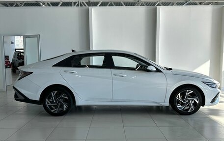 Hyundai Elantra, 2023 год, 2 390 000 рублей, 2 фотография