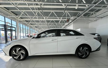 Hyundai Elantra, 2023 год, 2 390 000 рублей, 4 фотография