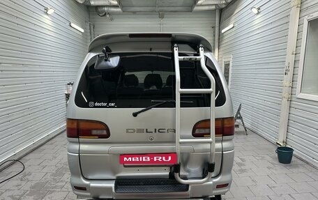 Mitsubishi Delica IV, 2002 год, 1 700 000 рублей, 3 фотография