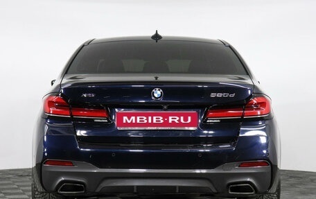 BMW 5 серия, 2021 год, 5 599 000 рублей, 4 фотография