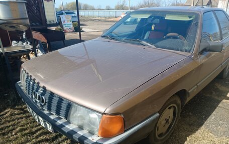 Audi 100, 1983 год, 290 000 рублей, 3 фотография