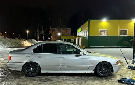 BMW 5 серия, 2003 год, 445 000 рублей, 3 фотография