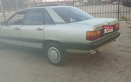 Audi 100, 1984 год, 170 000 рублей, 2 фотография