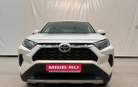 Toyota RAV4, 2020 год, 3 317 000 рублей, 2 фотография