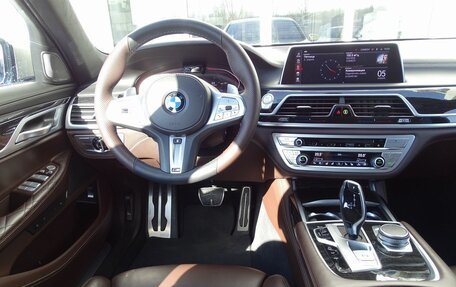 BMW 7 серия, 2019 год, 7 990 000 рублей, 10 фотография