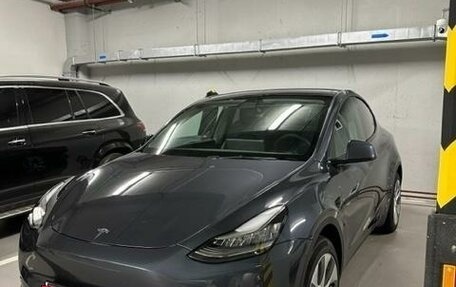 Tesla Model Y I, 2021 год, 4 500 000 рублей, 2 фотография