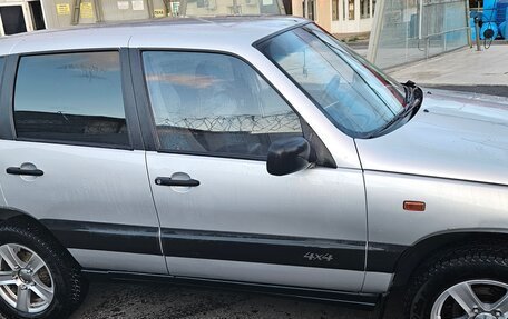 Chevrolet Niva I рестайлинг, 2005 год, 480 000 рублей, 3 фотография