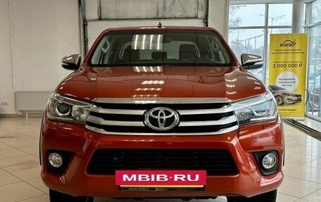 Toyota Hilux VIII, 2016 год, 3 250 000 рублей, 2 фотография