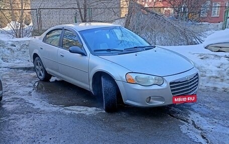 Chrysler Sebring II, 2004 год, 350 000 рублей, 3 фотография