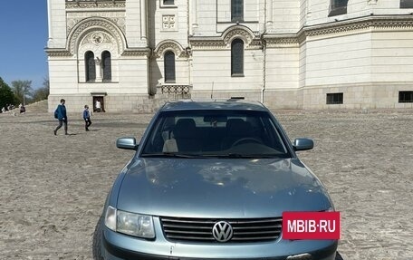 Volkswagen Passat B5+ рестайлинг, 1998 год, 370 000 рублей, 2 фотография