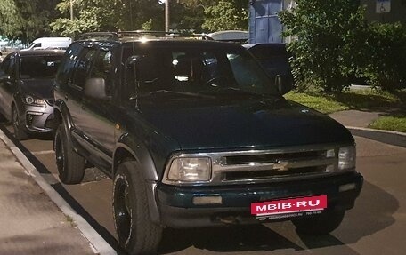 Chevrolet Blazer II рестайлинг, 1997 год, 700 000 рублей, 2 фотография