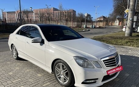 Mercedes-Benz E-Класс, 2012 год, 1 950 000 рублей, 3 фотография