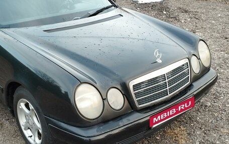 Mercedes-Benz E-Класс, 1999 год, 390 000 рублей, 3 фотография