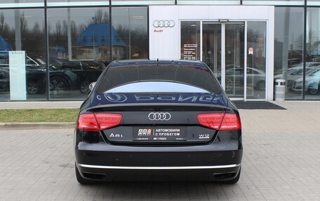 Audi A8, 2011 год, 1 890 000 рублей, 6 фотография