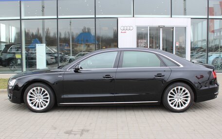 Audi A8, 2011 год, 1 890 000 рублей, 8 фотография