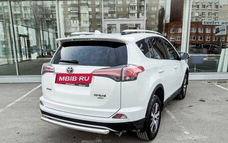 Toyota RAV4, 2018 год, 3 204 000 рублей, 5 фотография