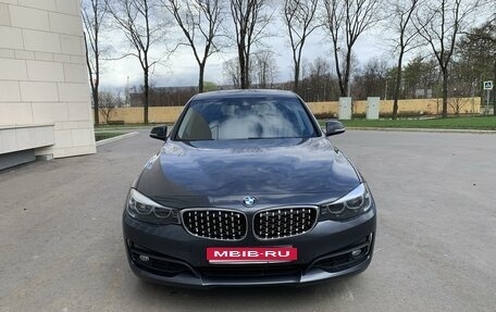 BMW 3 серия, 2017 год, 2 995 000 рублей, 5 фотография
