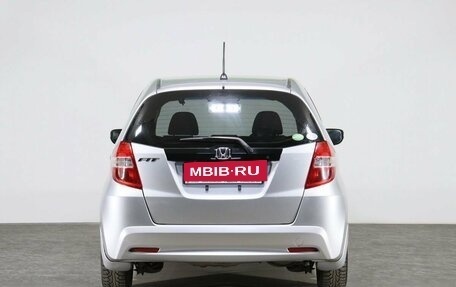 Honda Fit III, 2013 год, 1 110 000 рублей, 4 фотография