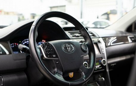 Toyota Camry, 2014 год, 2 025 000 рублей, 5 фотография