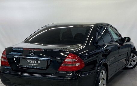 Mercedes-Benz E-Класс, 2005 год, 740 000 рублей, 6 фотография