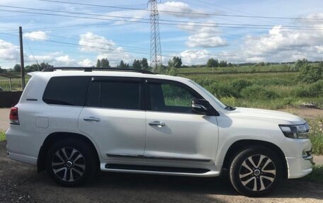 Toyota Land Cruiser 200, 2019 год, 8 300 000 рублей, 2 фотография