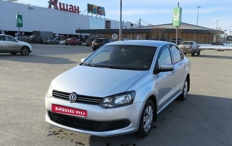 Volkswagen Polo VI (EU Market), 2013 год, 775 000 рублей, 3 фотография