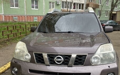 Nissan X-Trail, 2010 год, 1 200 000 рублей, 2 фотография