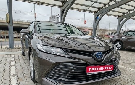Toyota Camry, 2019 год, 2 790 000 рублей, 2 фотография