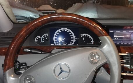 Mercedes-Benz S-Класс, 2006 год, 1 200 000 рублей, 2 фотография