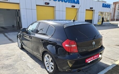 BMW 1 серия, 2010 год, 1 000 000 рублей, 3 фотография