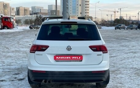 Volkswagen Tiguan II, 2018 год, 2 650 000 рублей, 4 фотография