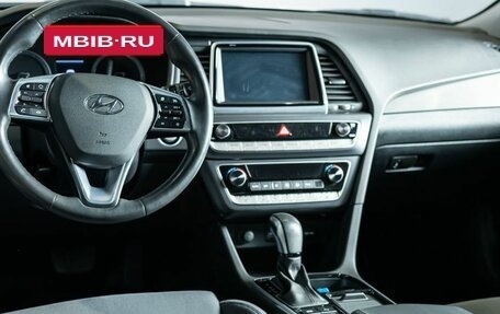 Hyundai Sonata VII, 2017 год, 2 345 000 рублей, 4 фотография