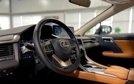 Lexus RX IV рестайлинг, 2022 год, 7 699 000 рублей, 8 фотография
