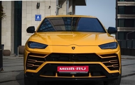 Lamborghini Urus I, 2018 год, 24 900 000 рублей, 2 фотография