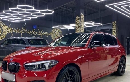 BMW 1 серия, 2018 год, 3 100 000 рублей, 2 фотография