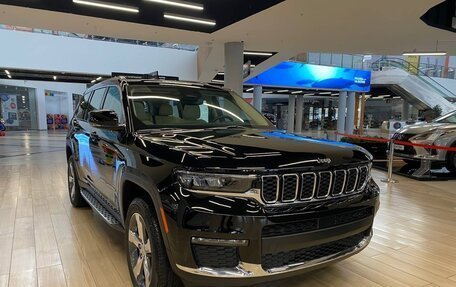 Jeep Grand Cherokee, 2022 год, 9 100 000 рублей, 3 фотография