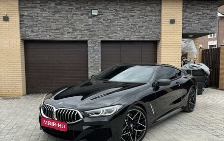 BMW 8 серия, 2019 год, 7 890 000 рублей, 2 фотография