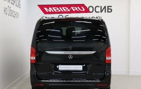 Mercedes-Benz V-Класс, 2017 год, 4 499 000 рублей, 4 фотография