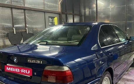 BMW 5 серия, 1997 год, 416 000 рублей, 2 фотография