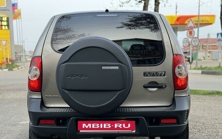 Chevrolet Niva I рестайлинг, 2013 год, 835 000 рублей, 2 фотография