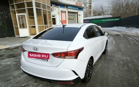 Hyundai Solaris II рестайлинг, 2021 год, 1 890 000 рублей, 4 фотография